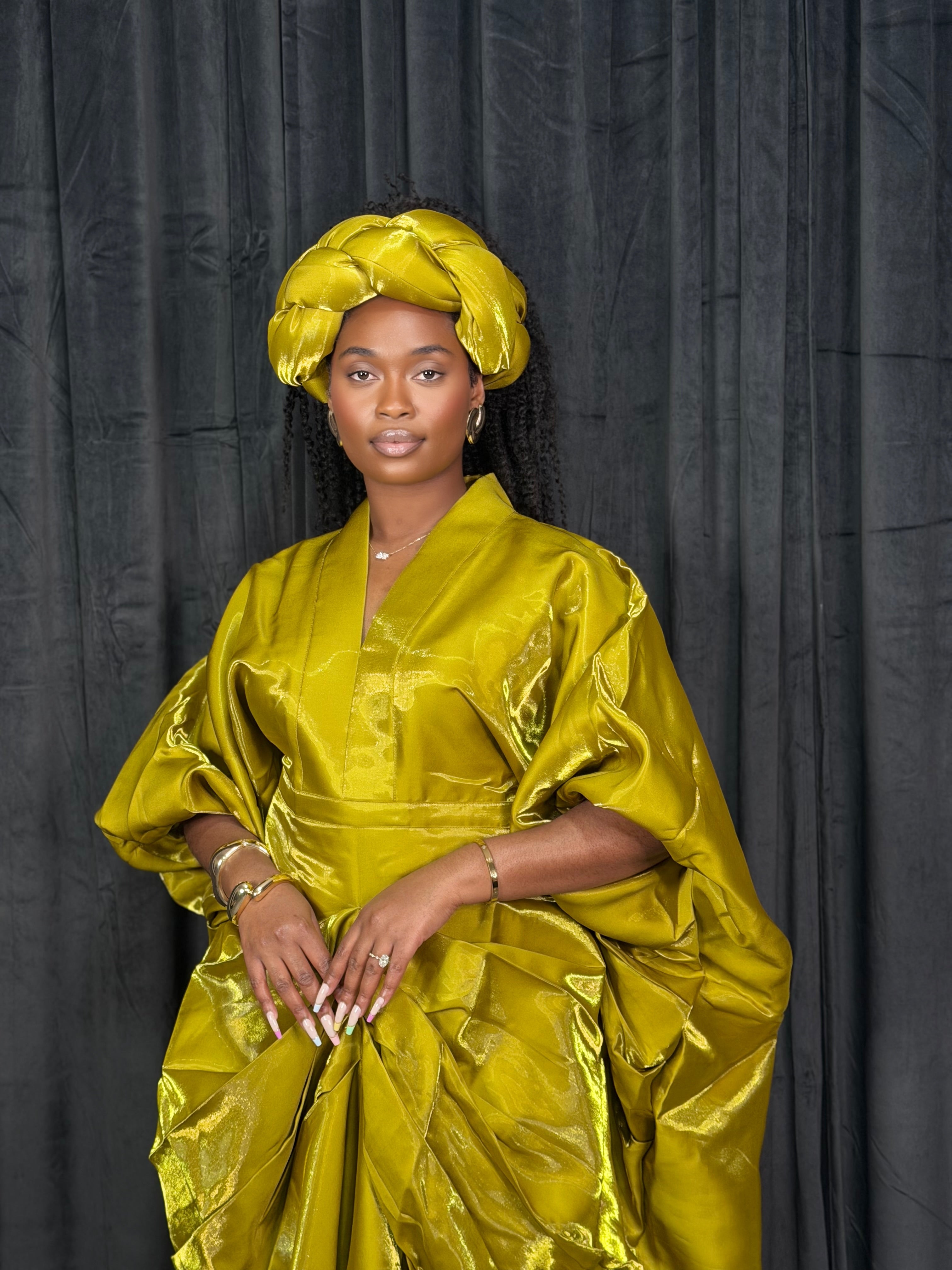 MONA SHƐPƐƐ ( Head piece)